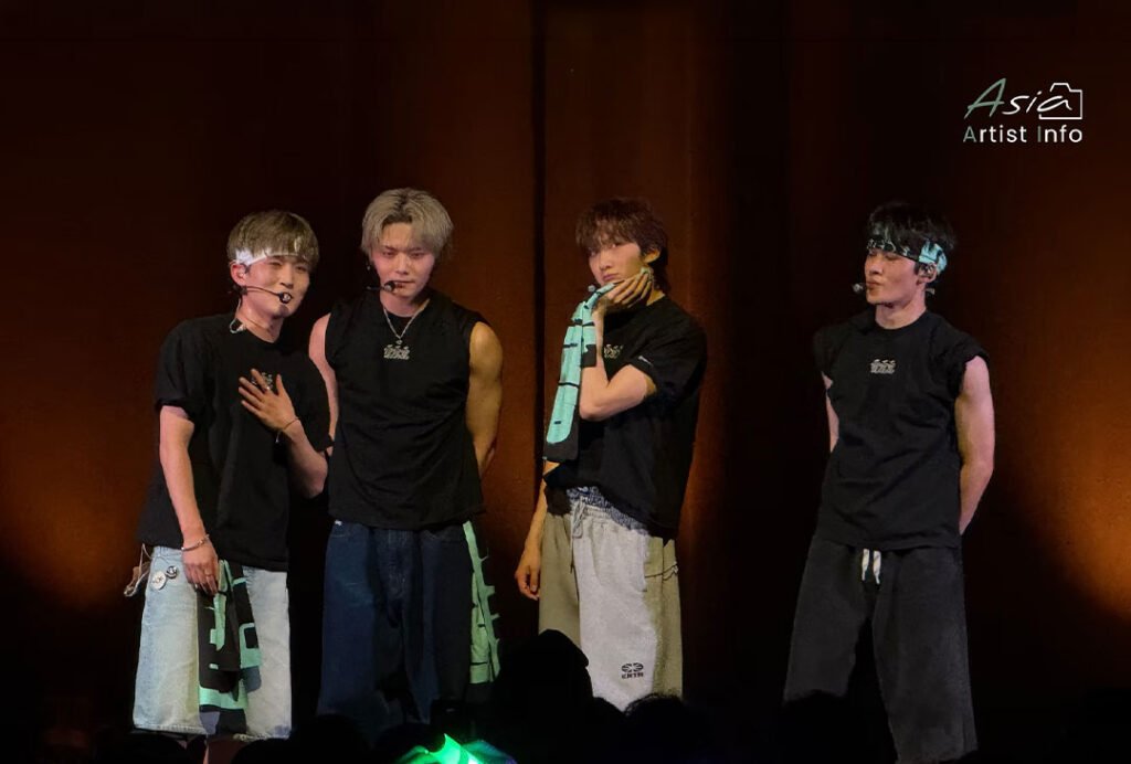 1verse reportage asia artist info